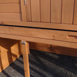 Clapier avec tiroir en plastic