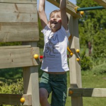 Équipement de jeu Crossfit est un bel achat pour votre jardin