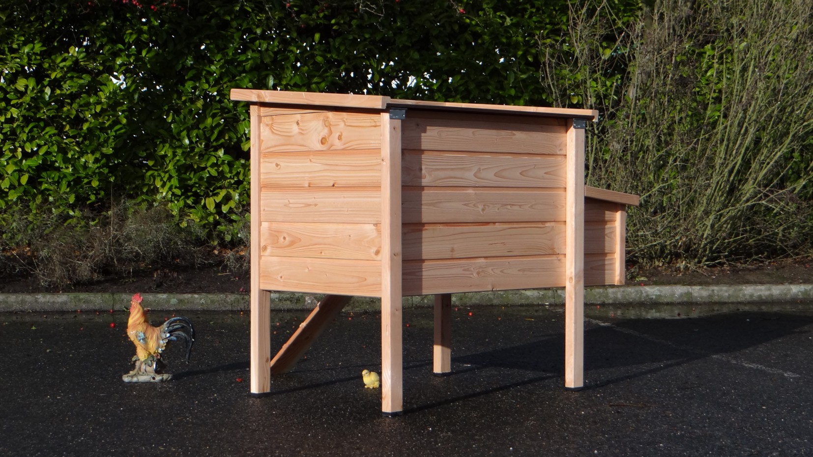 Poulailler Chicky 2 Avec Pondoir En Bois De Douglas 145x84x125cm