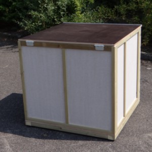 L’abri de nuit Easy est équipé de parois isolées de 3 cm d’épaisseur