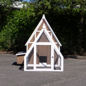 Poulailler Pip, beau poulailler en bois avec enclos