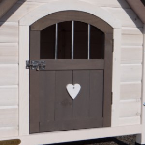 La porte de la niche Private 2 pourriez-vous fermer