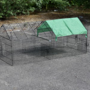 Cage métallique Elynn pour votre lapins, avec parasol