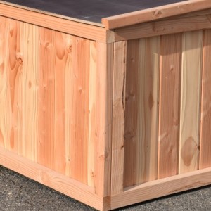 Niche pour chien Block Large a les dimensions 144x104x93cm  (LxPxH)