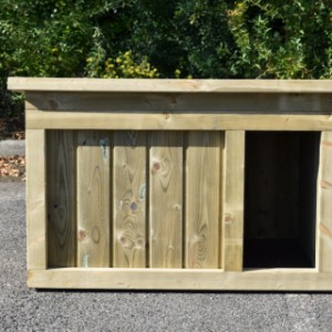 La niche pour chien Block 2 est fabriquée en bois de Douglas