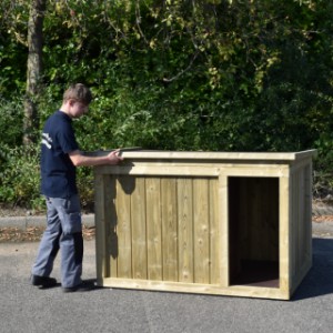 Niche pour chien Block Extra Large est fabriquée en bois d'épicéa impregné