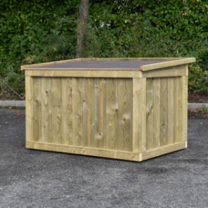Niche pour chien Block Large est fabriquée en bois d'épicéa impregné