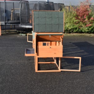 La grande combinaison Prestige Medium est équipée avec une pondoir