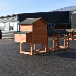 Un vu dans l'arrière du poulailler Prestige Medium