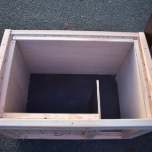 La niche pour chien Block est équipée avec materiaux d'isolation