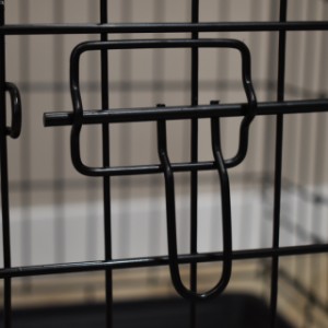 Cage pour chien Profit 50cm est équipée avec une fermeture noire