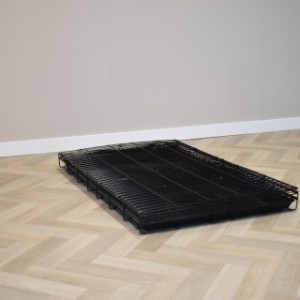 La cage pour chien Strong XXL est pliable, ce qui permet de la ranger facilement