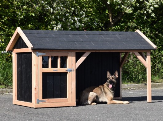 Niche pour chien Isa 2 avec toit pointu et véranda 254x129x140cm