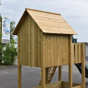 Maison de jeu Dream a un petite maison en bois