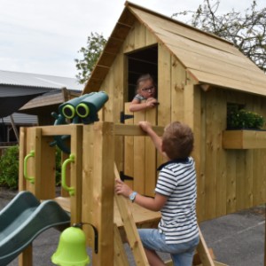 Maison de jeu Dream peut être livré avec toboggan