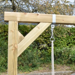 Équipment de jeu Cabin est équipée avec un balançoire double