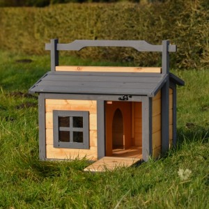 Maison du hérisson · 61x49x54cm