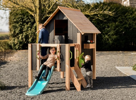 Maison de jeu Dream 60 avec toboggan · douglas/noir · 166x343x226cm
