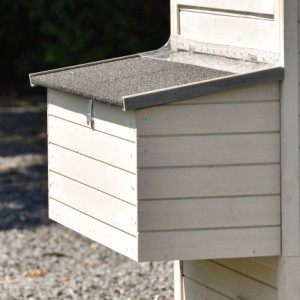 Le poulailler Holiday Large a une possibilité pour connecter une pondoir
