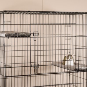 Cage pour chat Lift avec les portes fermées