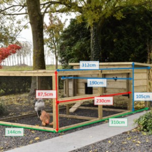 Poulailler Eggy de différentes tailles avec enclos et pondoir