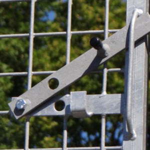 Le chenil galvanisé est un endroit idéal pour vos chiots