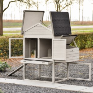 Le Prestige Medium dispose de nombreuses portes et trappes pour un nettoyage facile.