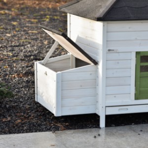 Le pondoir de l’Ambiance Large est équipé d’un volet pratique