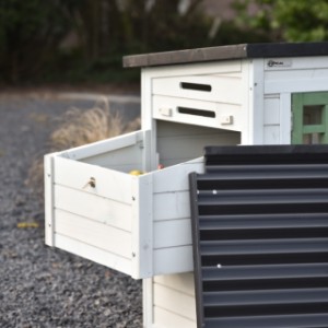 Le toit du pondoir de Noah est amovible