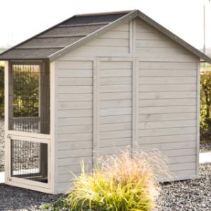 Un vu dans l'arrière du clapier pour lapin Holiday Medium