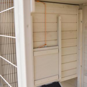 Poulailler Holiday Medium avec pondoir et extra enclos | nichoir verrouilable