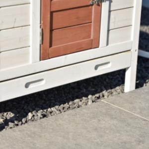 L’Ambiance Small est équipé d’un tiroir coulissant en plastique