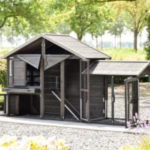 Le clapier pour lapin Holiday Medium Black a grandes portes