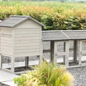 Un vu dans l'arrière du clapier pour lapin Prestige Small