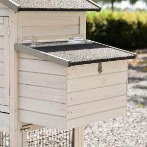 Le poulailler Prestige Small a été agrandi avec un pondoir