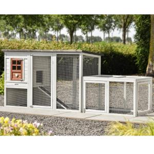 Le cage à lapin Julia Terra est étendue avec un enclos additive