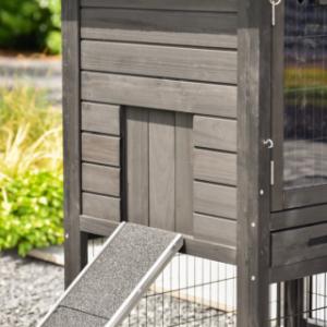 Poulailler Prestige Small a une nichoir verouillable