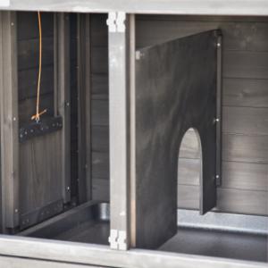 Clapier pour lapin Prestige Small est équipée avec une grande nichoir