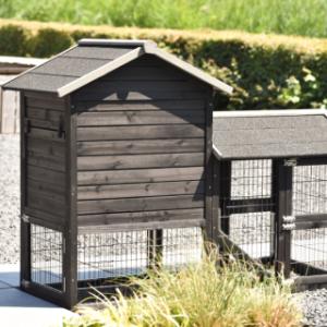 Un vu dans l'arrière du clapier pour lapin Prestige Small