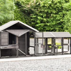 Clapier pour lapin Holiday Small a plusieurs portes