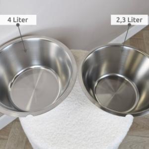 Gamelles d'eau individuelles 4 litres et 2,3 litres, vue de dessus