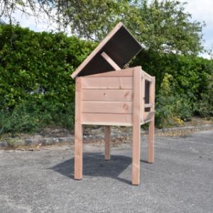 Vue latérale clapier toit ouvert