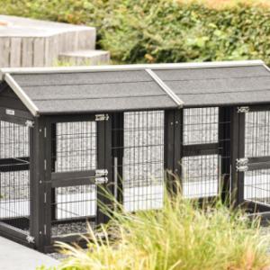 Vue de l’arrière de l’enclos pour chat Space Small Black