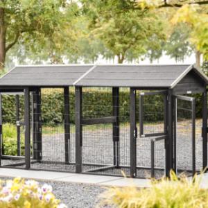 L’enclos pour chat Space Large dispose de nombreuses ouvertures