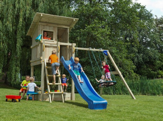 Aire de jeux Blue Rabbit Beach Hut haute avec toboggan et balançoire