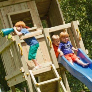 Équipment de jeu Beach Hut est livré avec toboggan en plastique