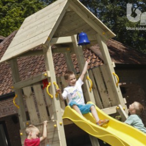 Tour de jeu Belvedere peut être livré avec un toboggan en plastique