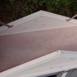 Le clapier Regular Small dispose d’un espace de rangement pratique