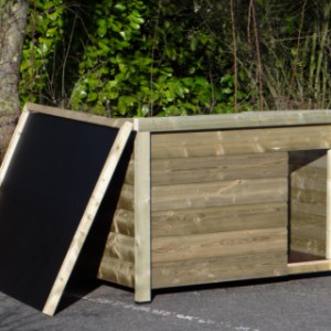 Toit de la niche pour chien est amovible. Charnières sont