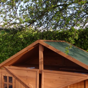 Poulailler avec grenier